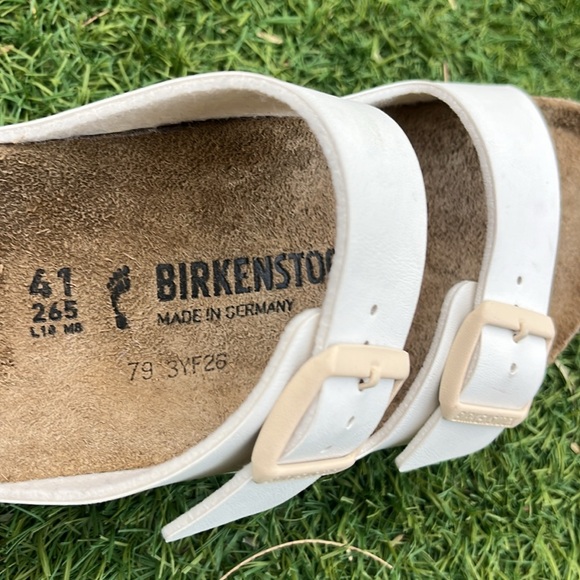 Birkenstock Off-White Sandals - Picture 6 of 8